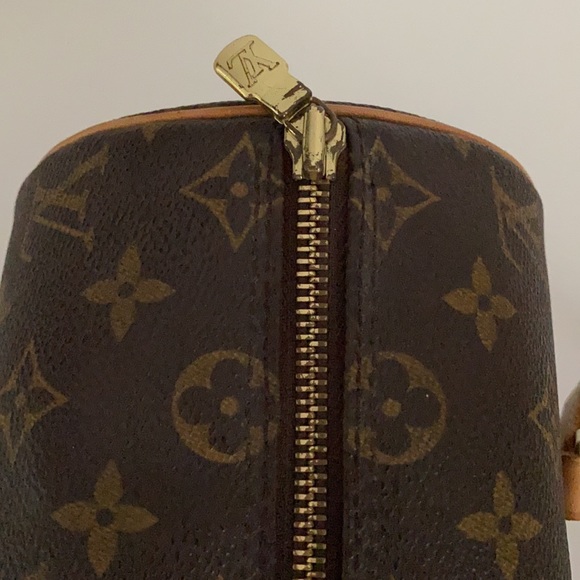 Louis Vuitton Pappillon Handbag - Picture 5 of 5